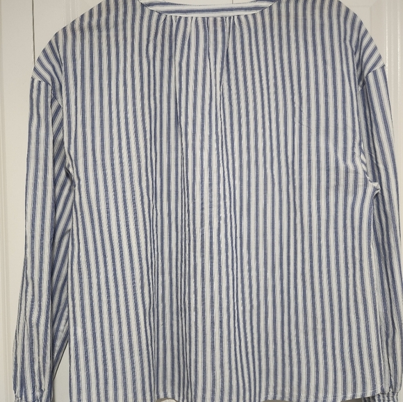 Blouse Blue And White Lightweight Women's Medium  a.n.a Brand - Picture 7 of 8